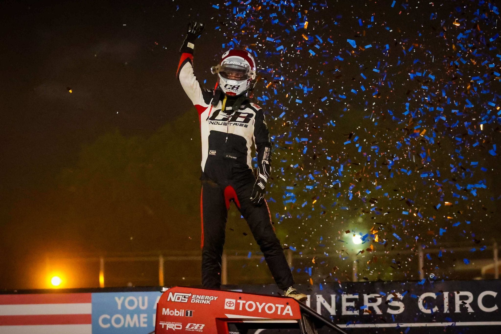 Daison Pursley Repeats USAC Midget Victory at Red Dirt Raceway